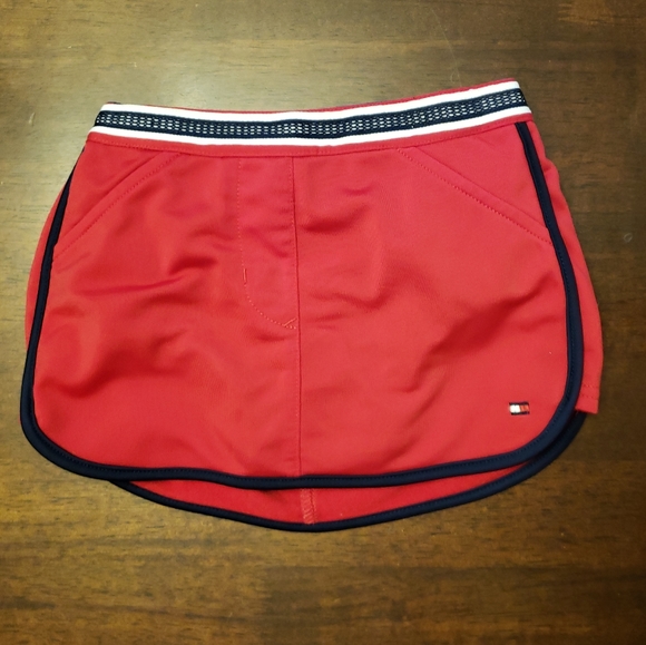 Tommy Hilfiger 12-18mth Skort - Picture 1 of 4